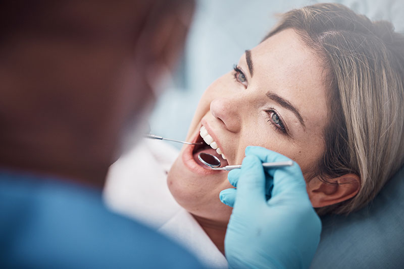 Dentist in Algoma